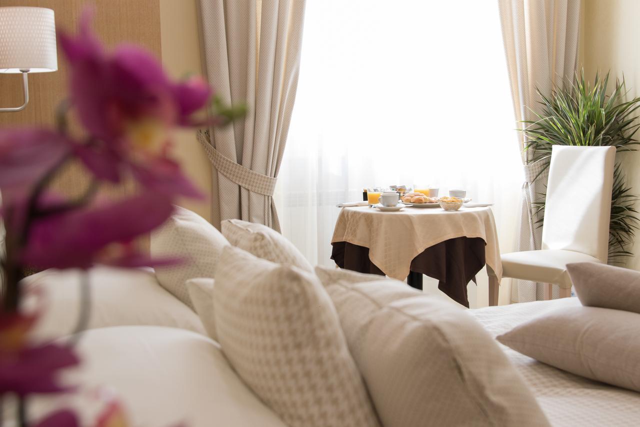 Esposizione Palace Hotel Rom